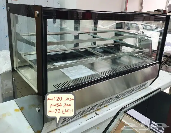 ثلاجة عرض حلى وتجهيزات مقاهي 0