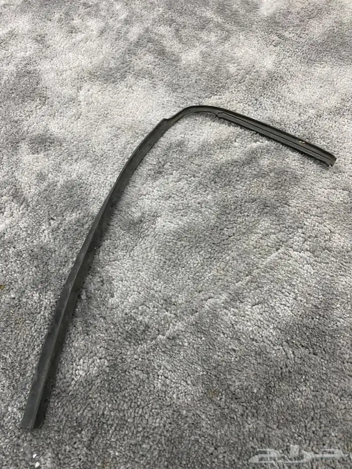 للبيع قطع جيتي لوريل نيسان وغيره 30