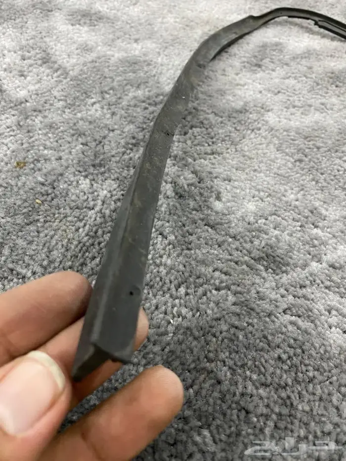 للبيع قطع جيتي لوريل نيسان وغيره 31