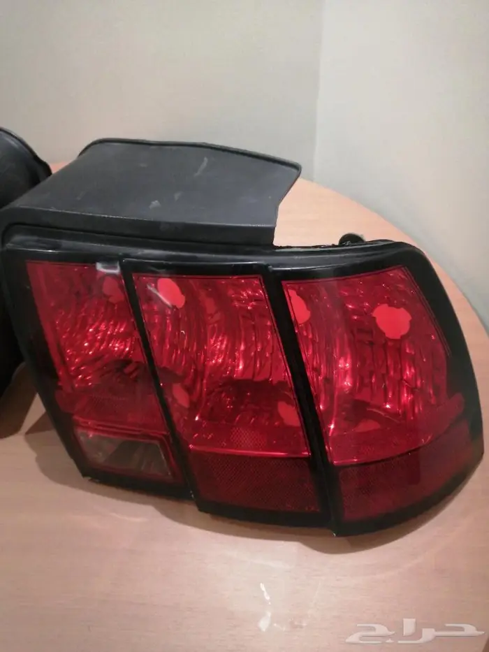 اسطبات موستنج خلفية 0