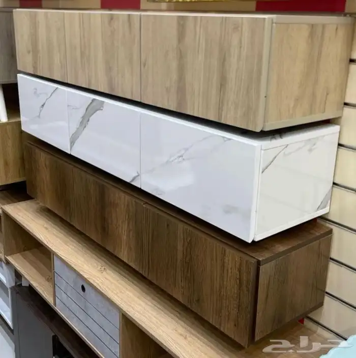 طاولة جداري 11