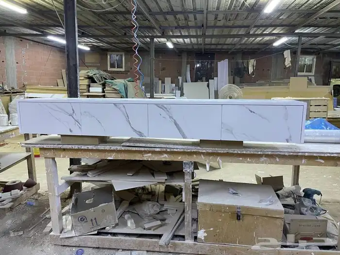 طاولة جداري 10