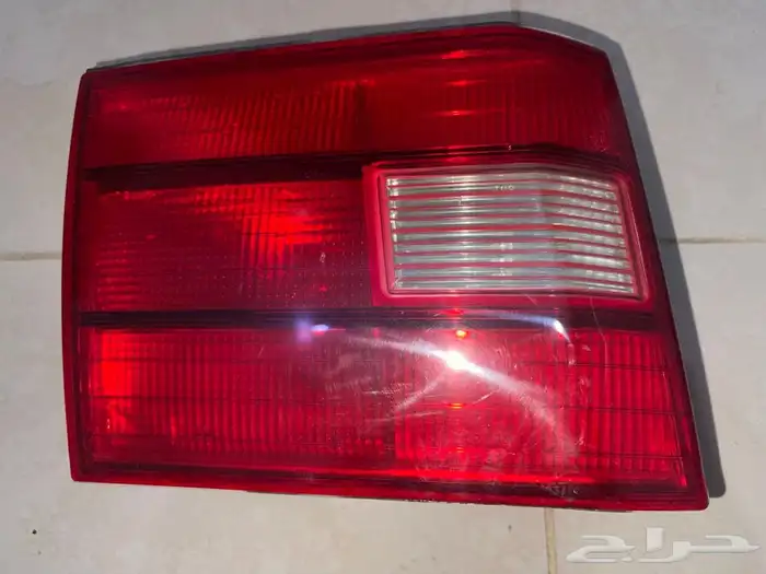 اسطب شنطة يسار ls400 1