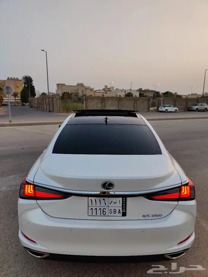 تم البيع لكزس 2022 ES350 DD فل الفل بحالة الوكالة 6