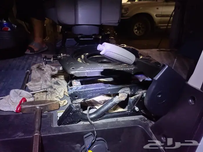 ترهيم وتوليف وتفصيل كراسي فان سياحي فئات بيجو رينو 3