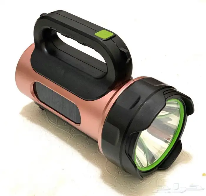 كشاف ليد قوي صديقك بالسفر شحن طاقة شمسية وشحن منزلي وسيارة 1