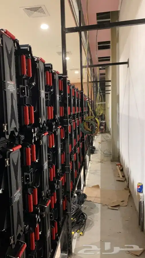 تأجير شاشات استيج تراس اضاءه صوتيات ستى كلرر 16