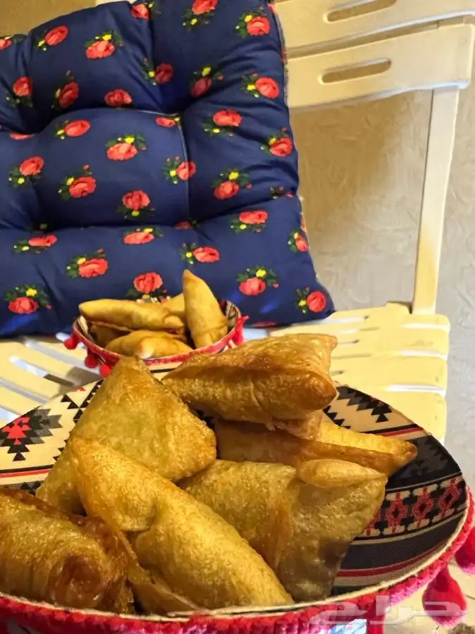متوفر سمبوسه بر وسمبوسه عادي جميع الاصناف 10