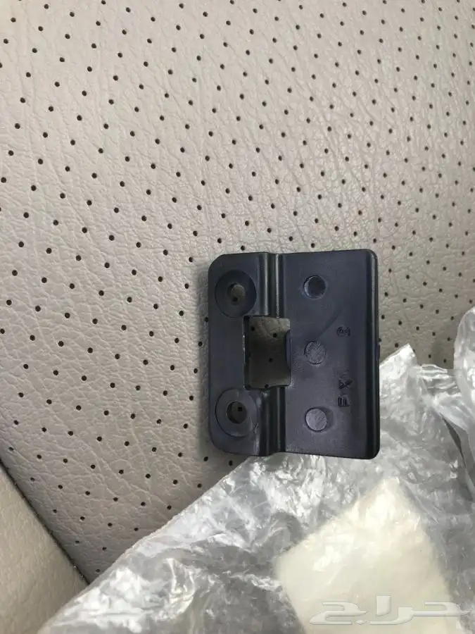 قفل تكاية كامري 2002 اصلي جديد وكاله 2