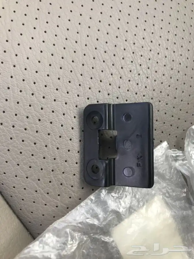 قفل تكاية كامري 2002 اصلي جديد وكاله 0