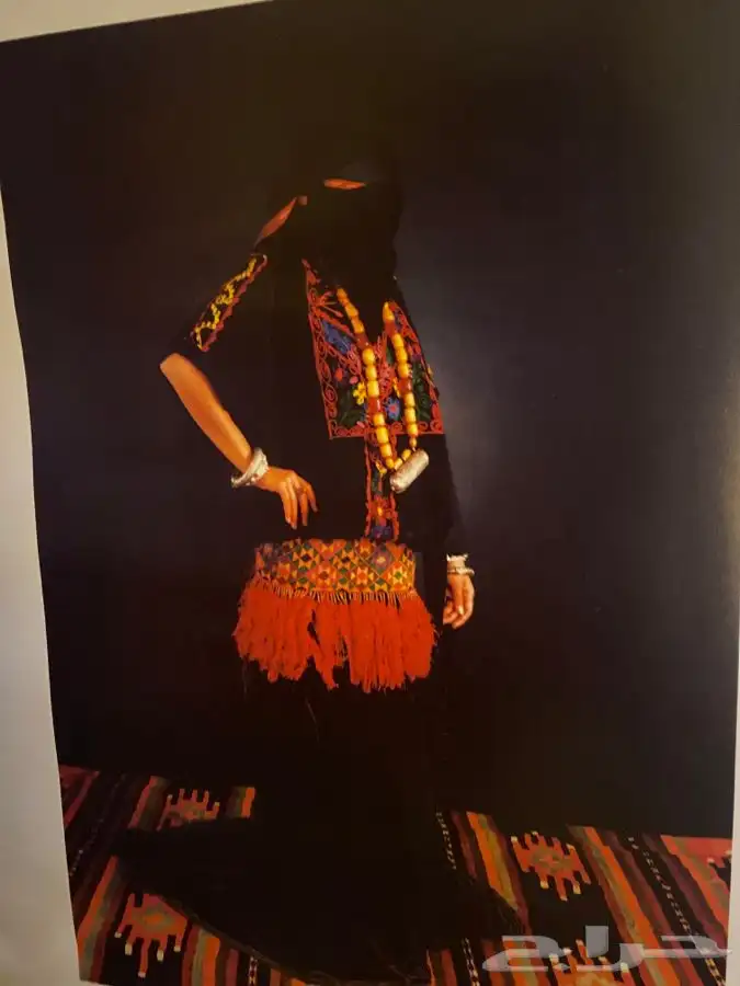 كتب وكرسات واكثر 2