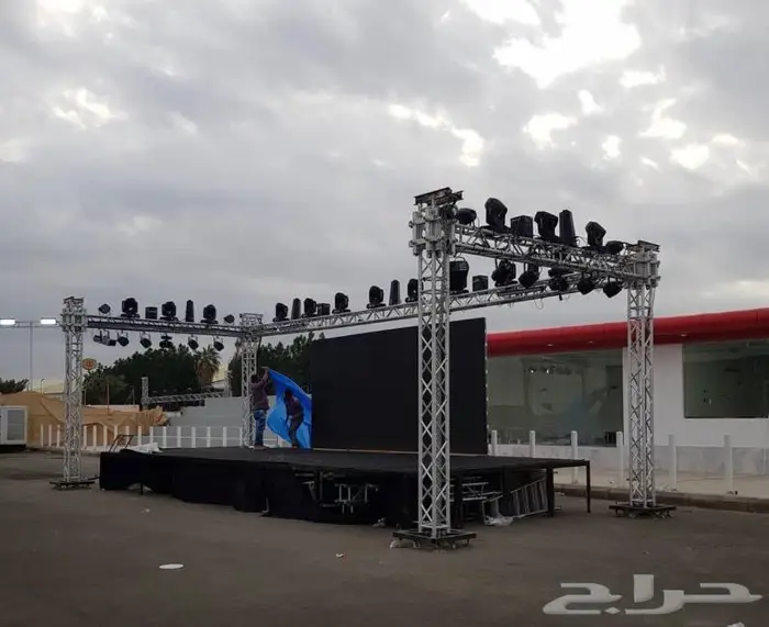 ليزرات وبالونات بوابات افتتاح المحلات 6