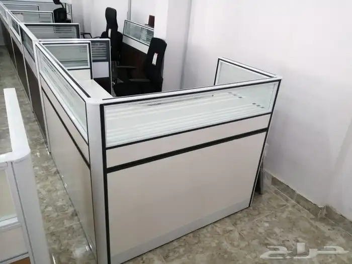 مكاتب ادراية فخمة واحدات عمل مشتركة 8