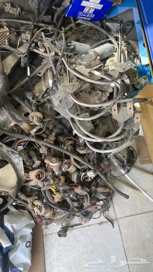 للبيع قطع شروكي من 90 الى 2001 6