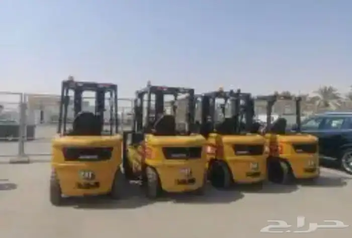 تأجير رافعه كرين يوم تراك فوركلفت سيزرلفت مان لفت شوكه 12