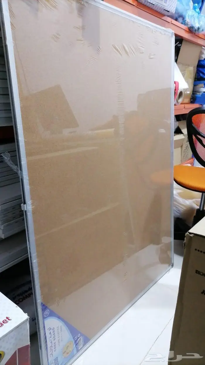 لوحة اعلانات كبيرة مقاس 90 في 120 0