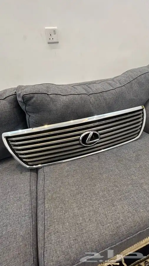 شبك لكزس 430 موديل 2002 1