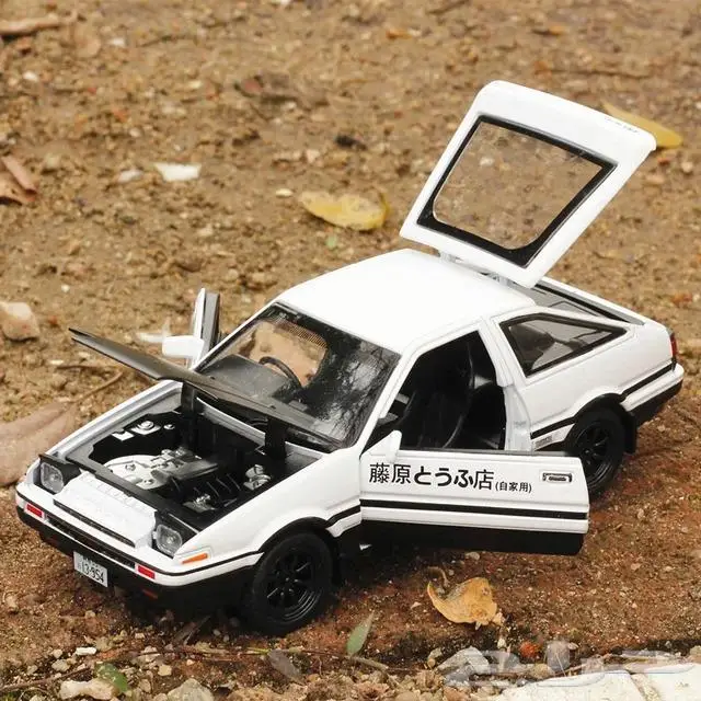 سيارة تويوتا AE86 نموذج رائع ومميزة 1