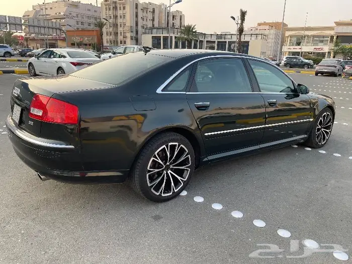 للبيع سيارة اودي A8 4