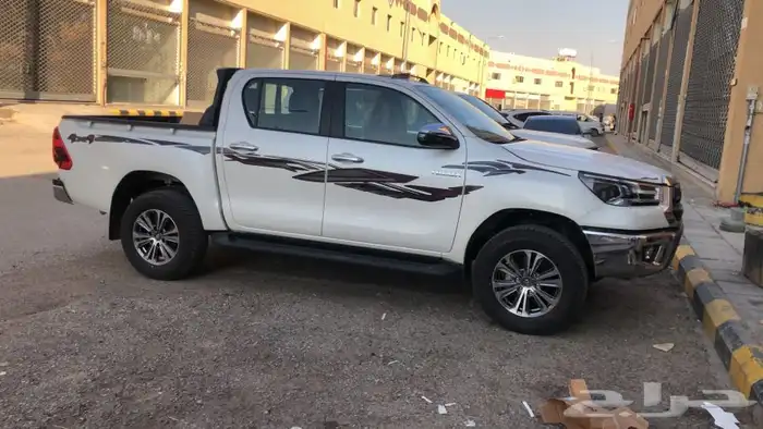 محل القحطاني لترهيم السيارات يوجد لدينا خطوط وصدامات 0