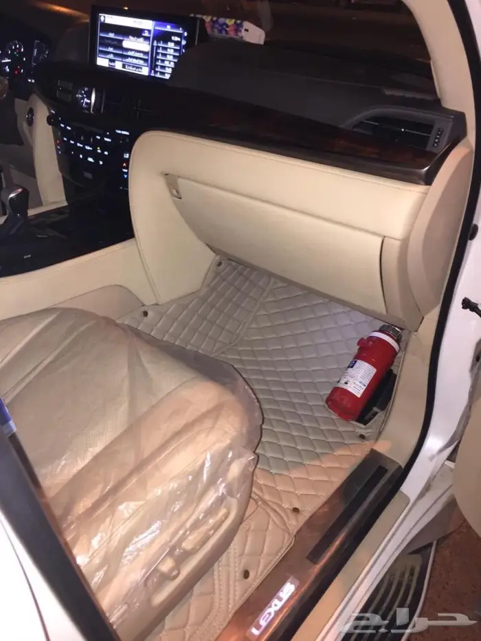 ارضيات جلد فاخره للسيارات 15