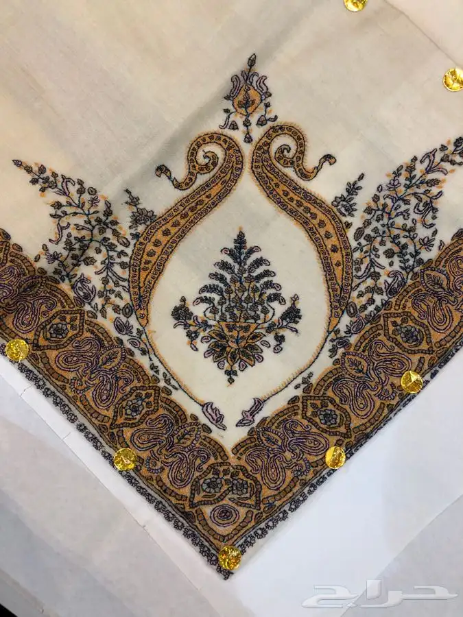 سعر تصفية ..شالات بشمينا تطريز يدوي 0