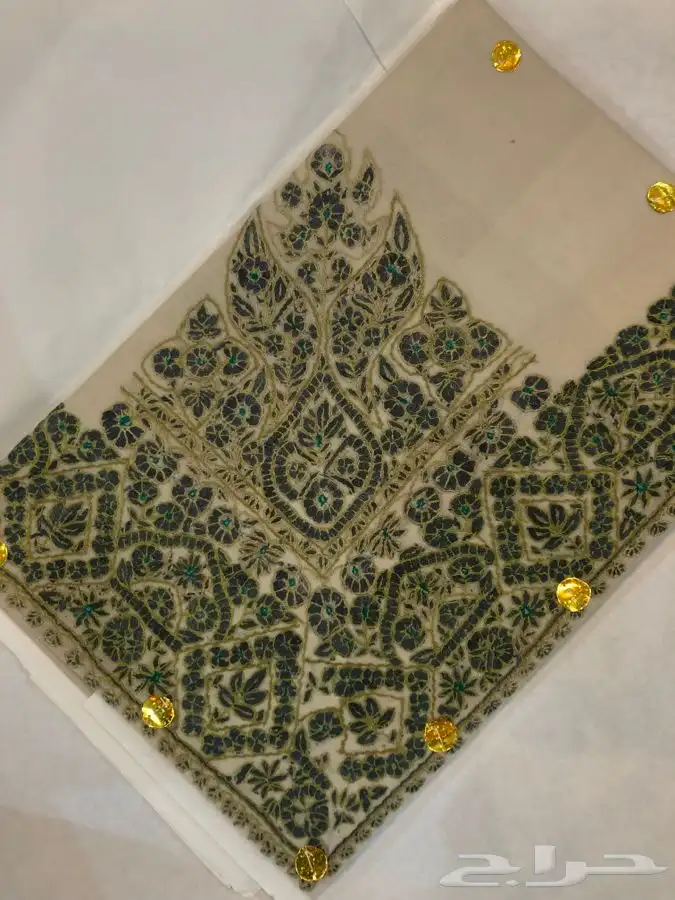 سعر تصفية ..شالات بشمينا تطريز يدوي 2