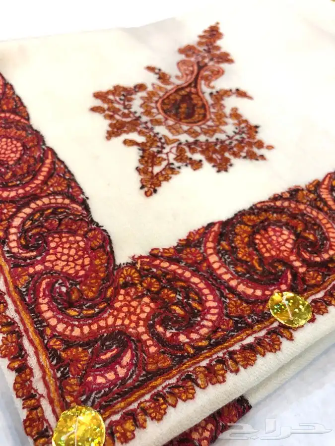 سعر تصفية ..شالات بشمينا تطريز يدوي 11