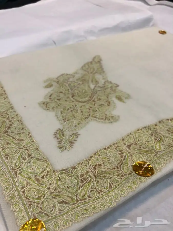 سعر تصفية ..شالات بشمينا تطريز يدوي 13