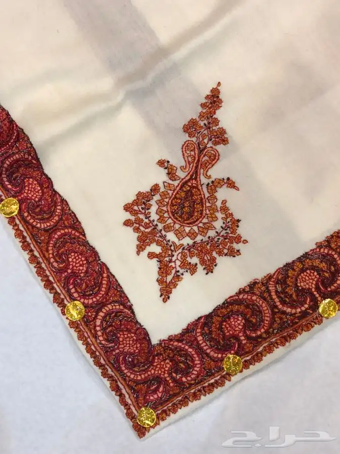 سعر تصفية ..شالات بشمينا تطريز يدوي 10