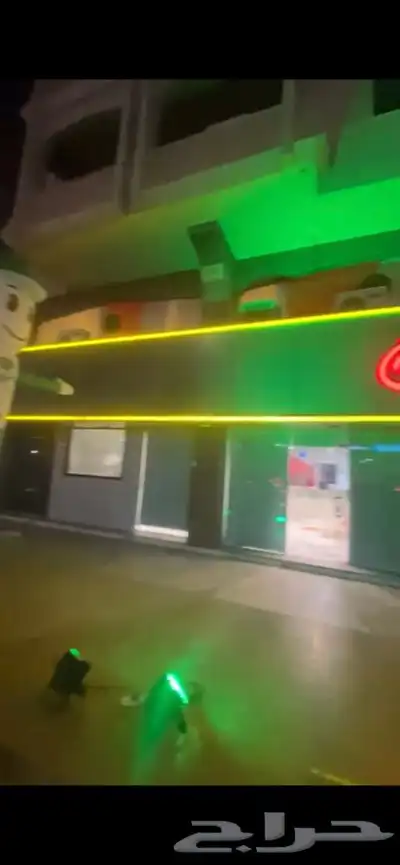 بلونات وليزر اخضر يوم وطني 1