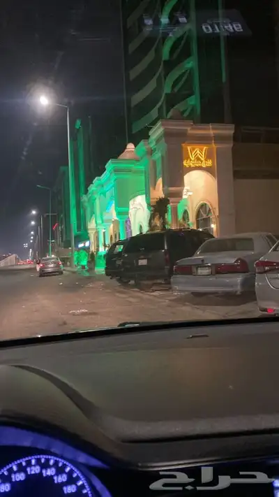 بلونات وليزر اخضر يوم وطني 6