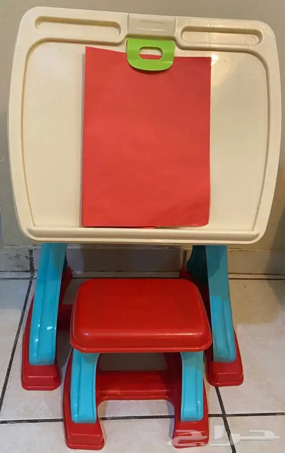 طاولة دراسة مع كرسي للاطفال . Children desk  chair Tengjia 10