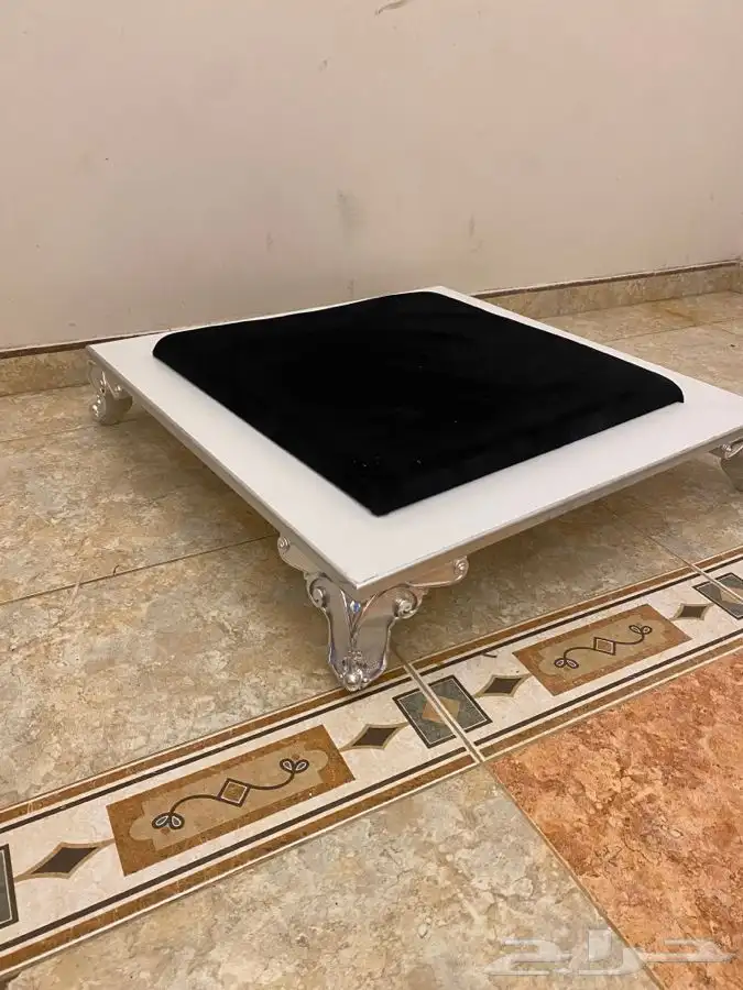 طاولة بلوت 24