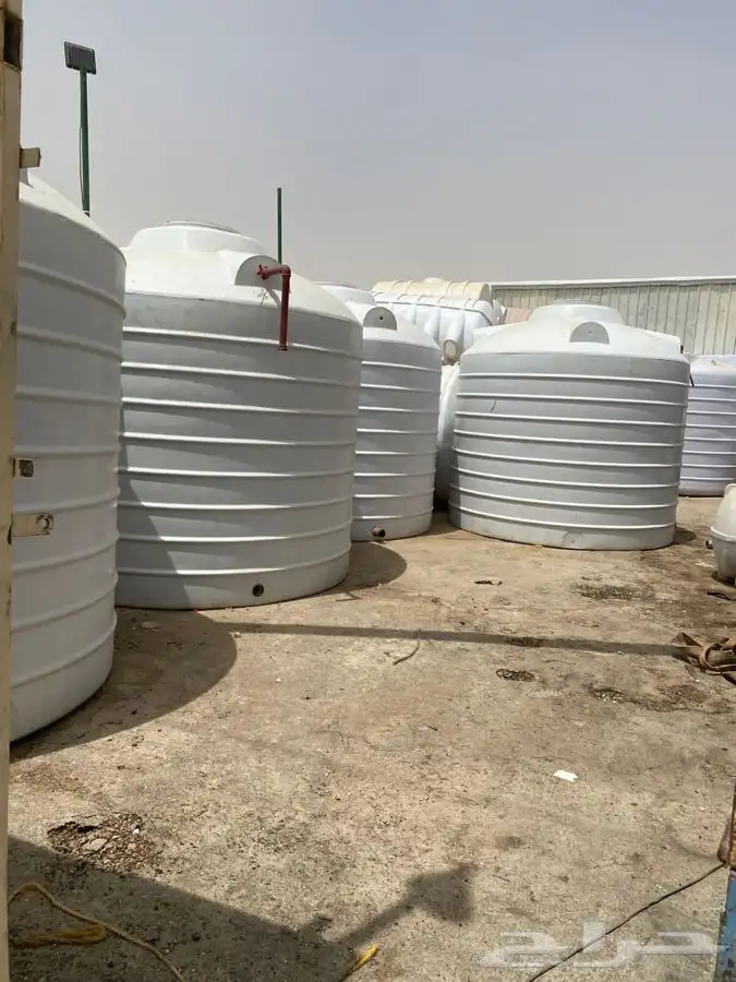 خزانات ماء للبيع 16000التر 0