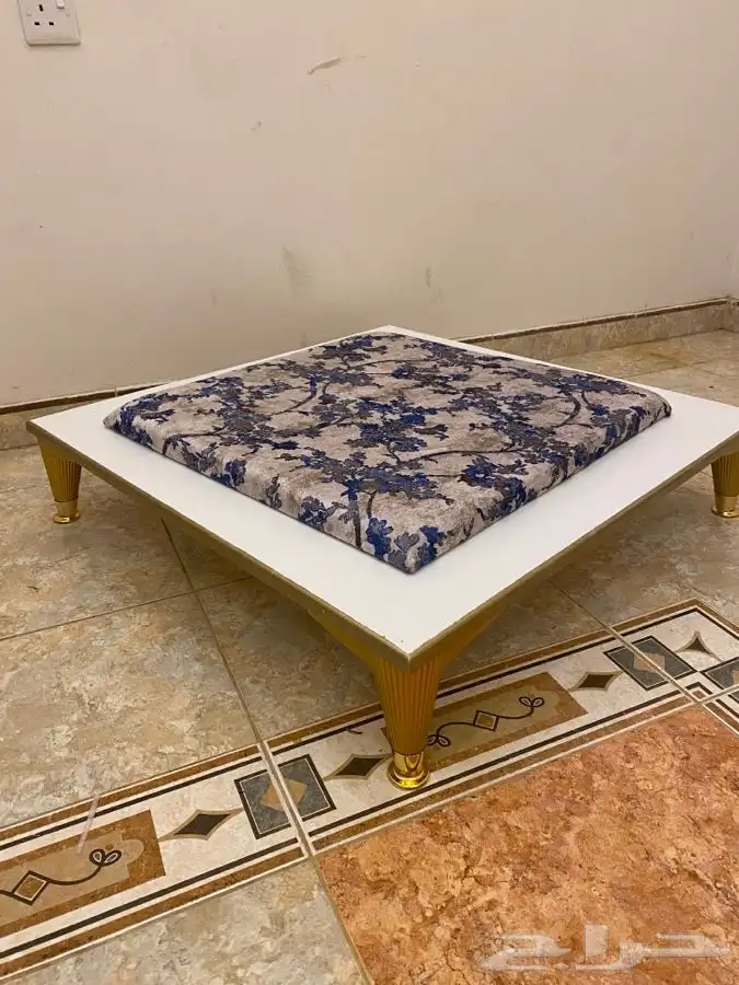 طاولة بلوت 19