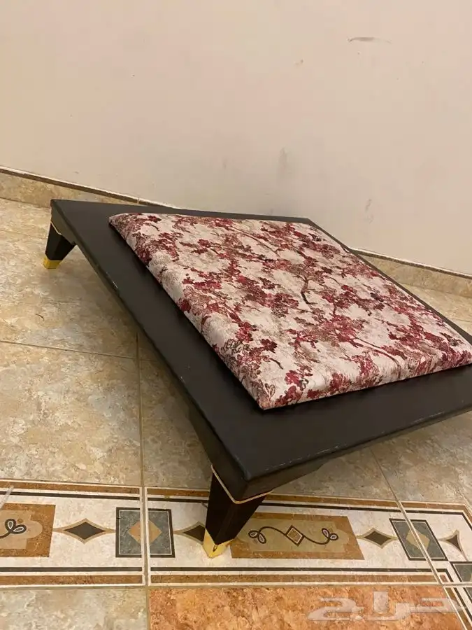 طاولة بلوت 4