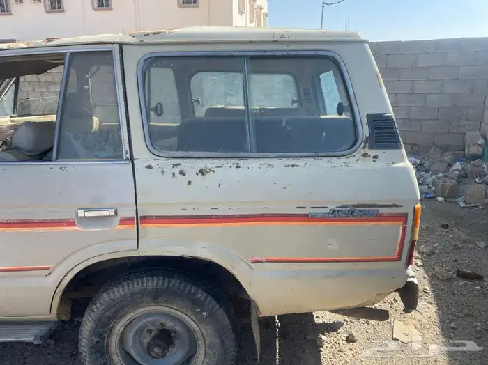البيع قطع جيب مديل 84 34