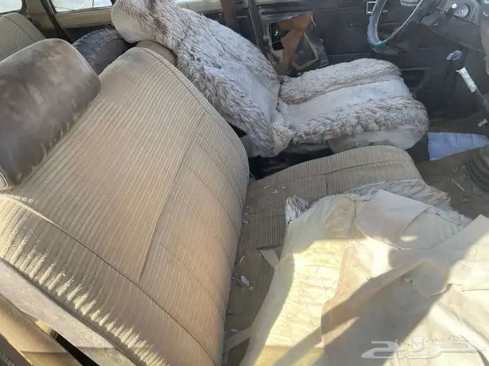 البيع قطع جيب مديل 84 44