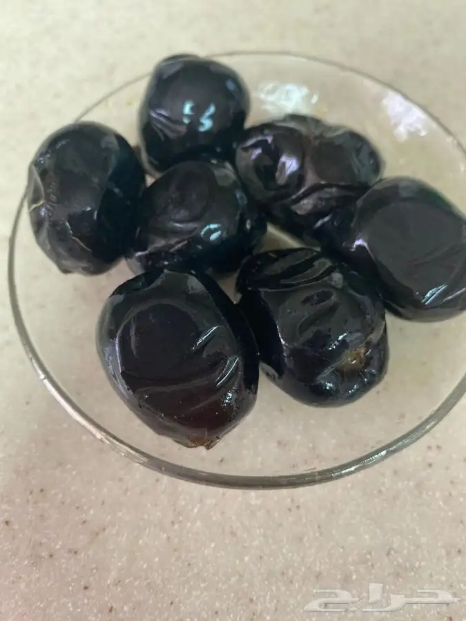 عجووة عالية المدينه 1