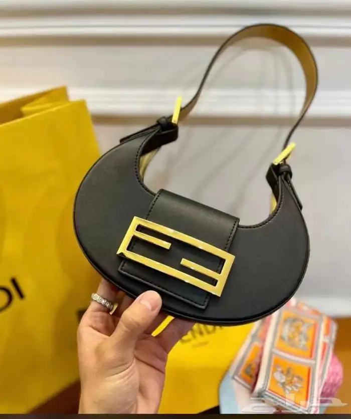 ماركه درجه اولى (شنط_شوزات) 43