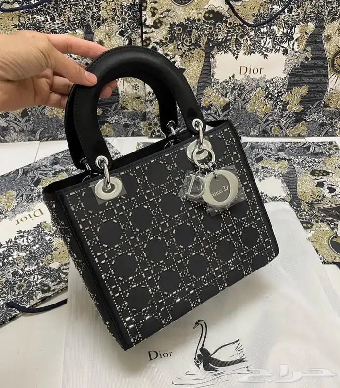 ماركه درجه اولى (شنط_شوزات) 77