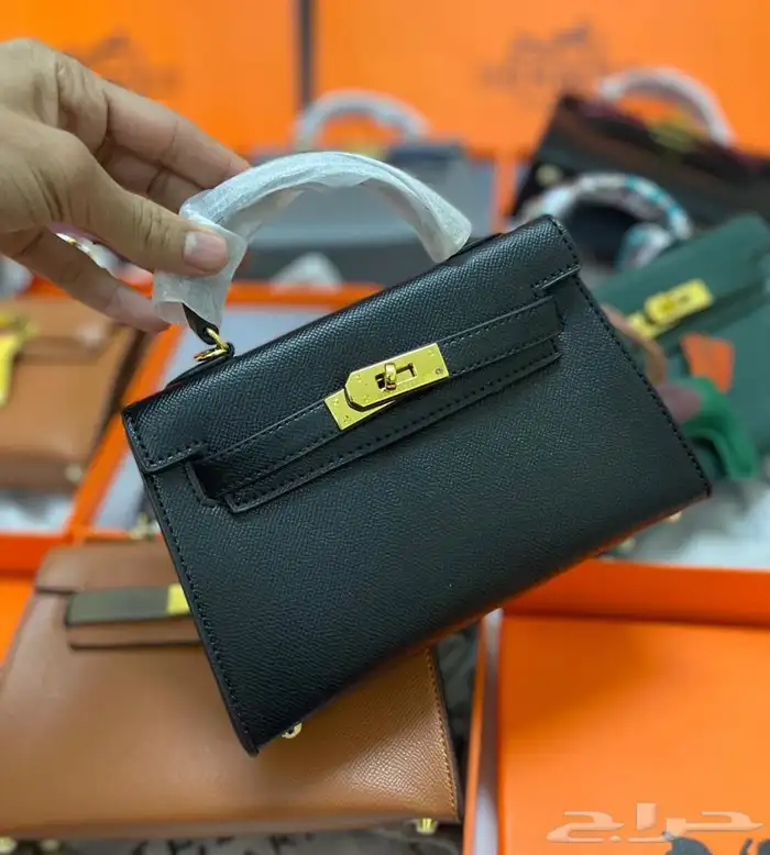 ماركه درجه اولى (شنط_شوزات) 52