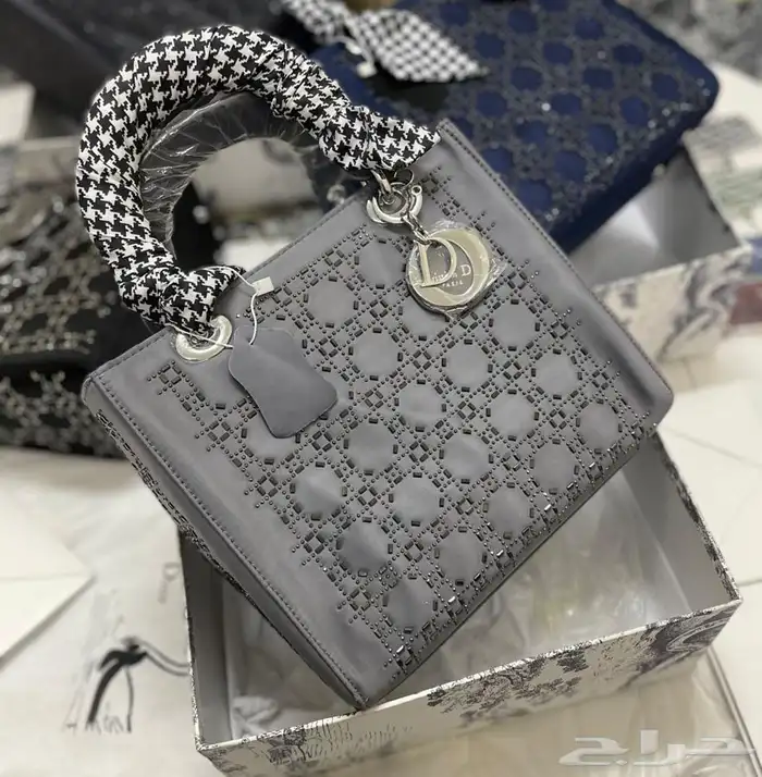 ماركه درجه اولى (شنط_شوزات) 78