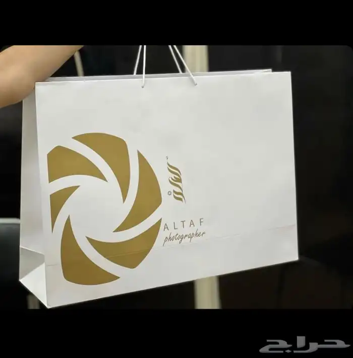 طباعة بوكسات عبايات لوقو جلد ليبل قماشي 14
