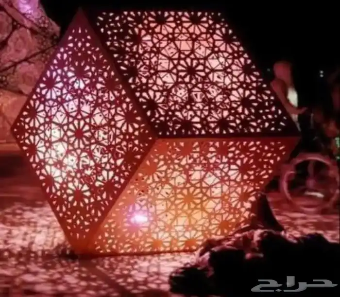 اعمدة أناره ديكوري مضلع 28