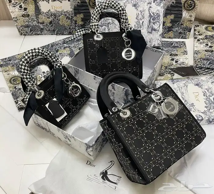 ماركه درجه اولى (شنط_شوزات) 74