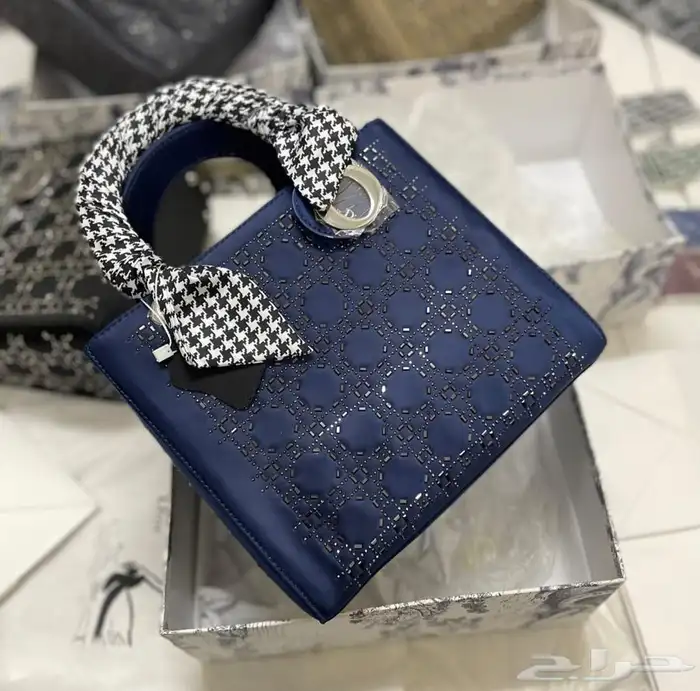 ماركه درجه اولى (شنط_شوزات) 73