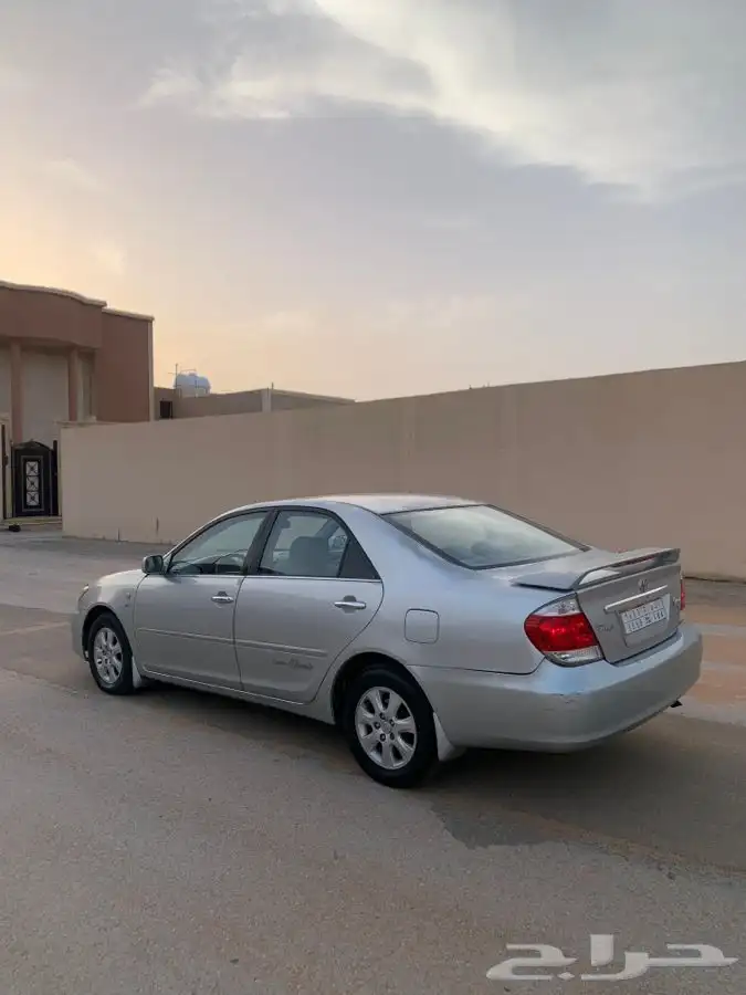 كامري قراندي V6  م بَاع 2