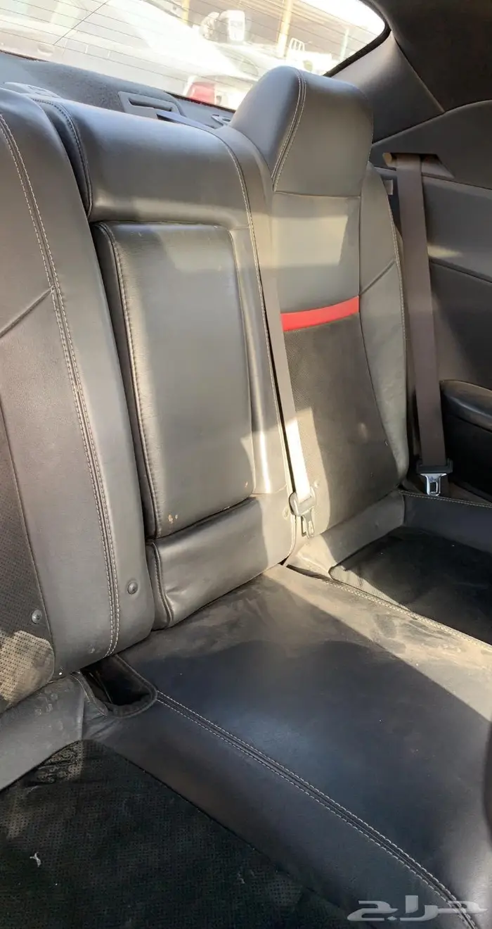 بيع قطع غيار تشالنجر Srt 2012 6